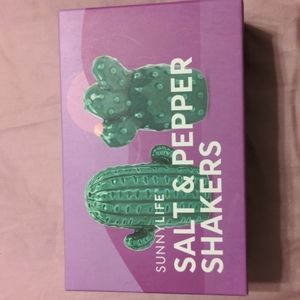 12.14 Host pick Sunny life 🌵 salt and pepper shakers-NWT